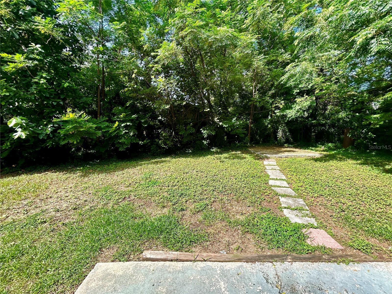 Image 20 of 26 For 2507 Lenna Avenue