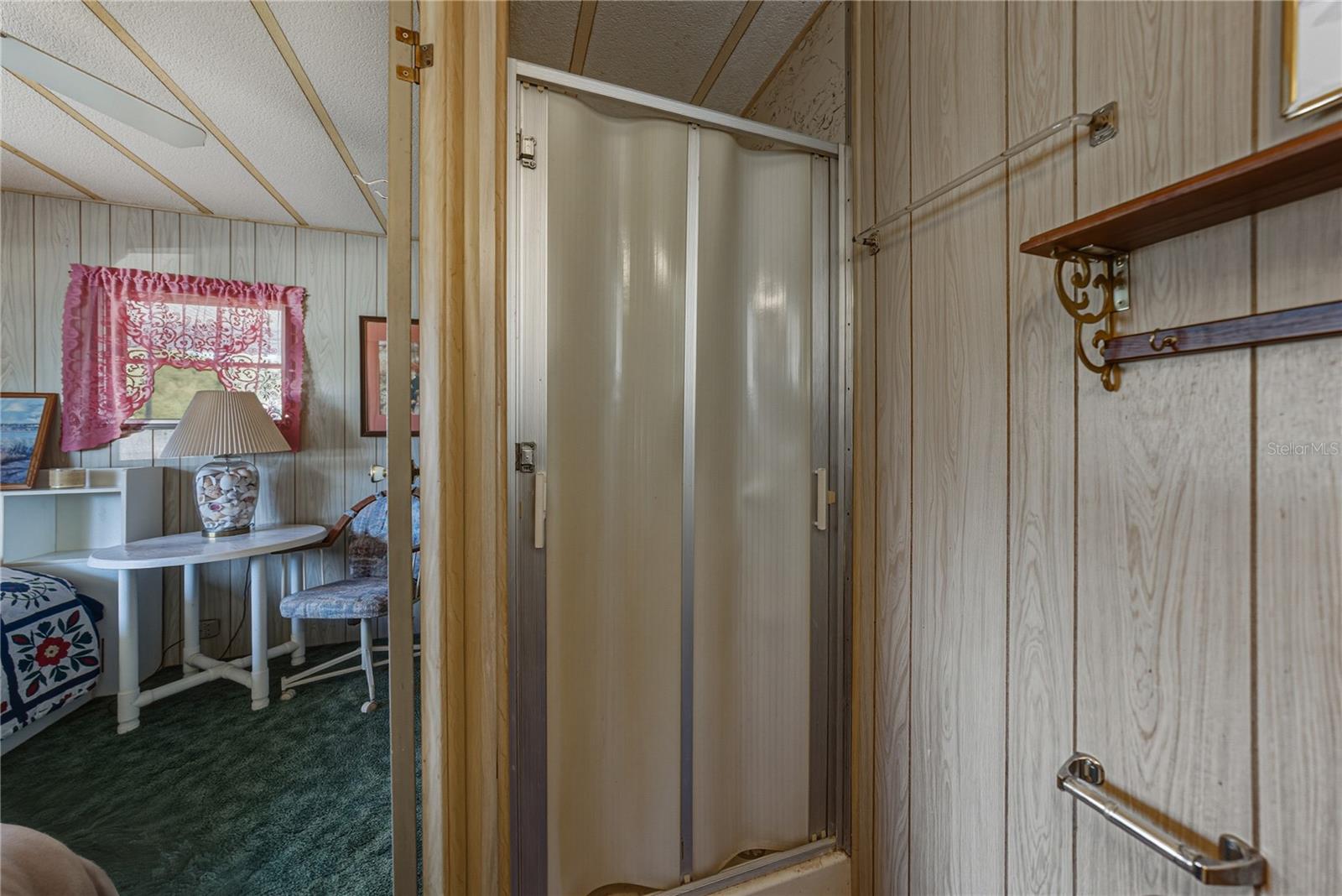 Image 26 of 37 For 38452 Beniger Drive