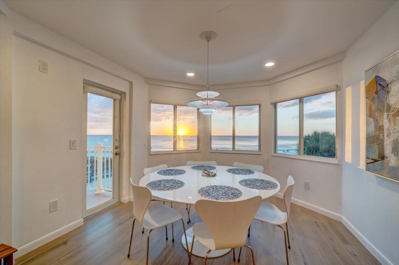 Image 10 of 44 For 17852 Lee Avenue