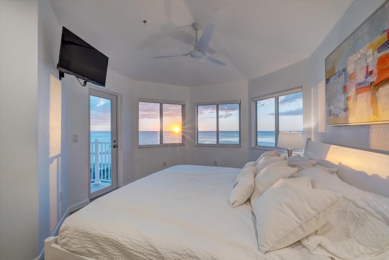 Image 18 of 44 For 17852 Lee Avenue