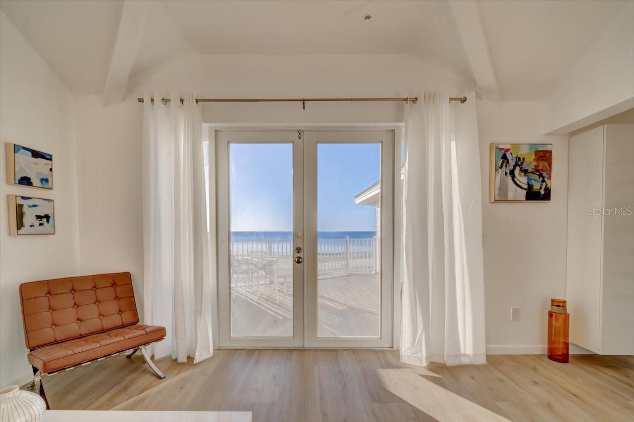 Image 39 of 44 For 17852 Lee Avenue