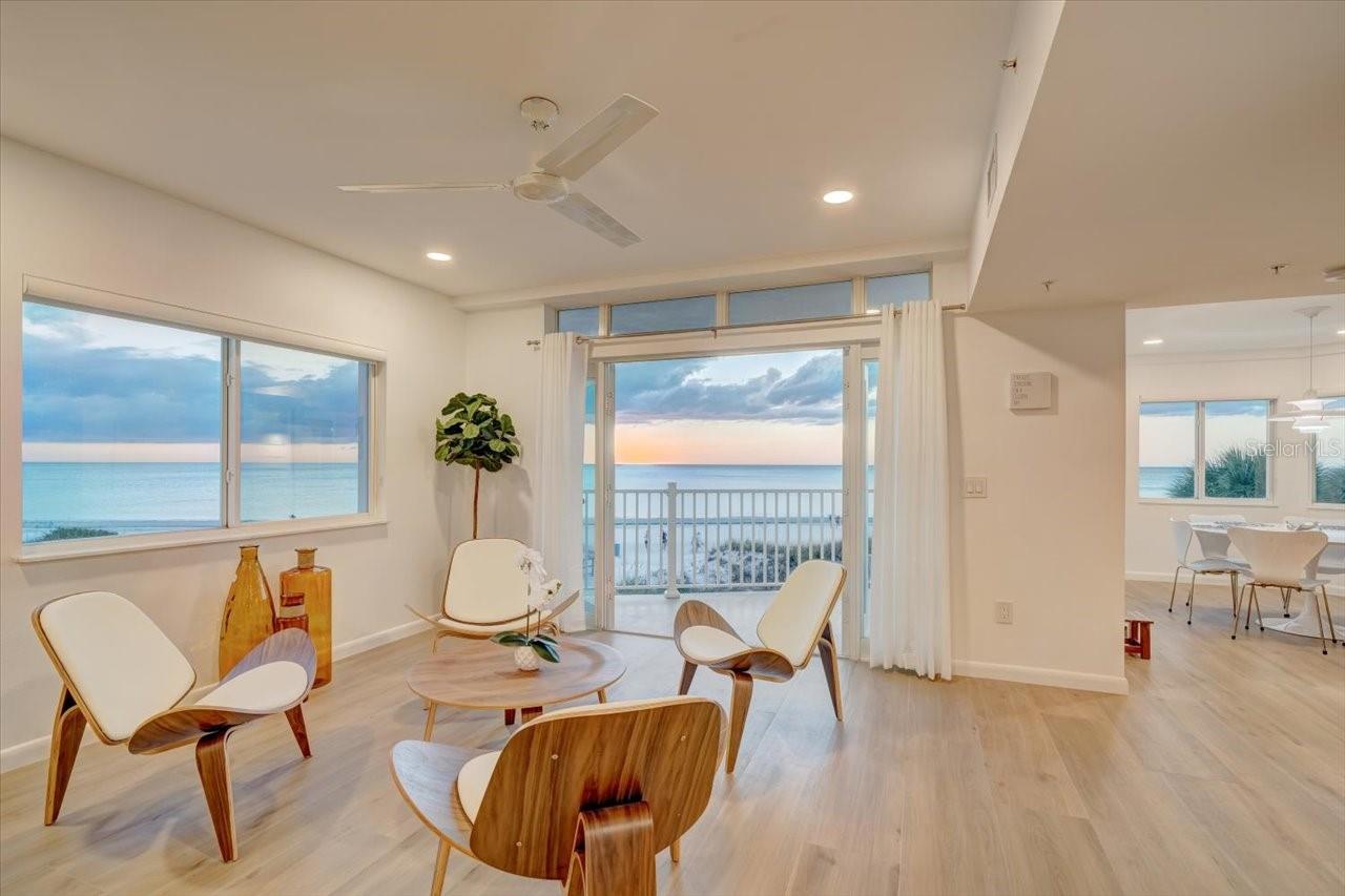 Image 7 of 44 For 17852 Lee Avenue