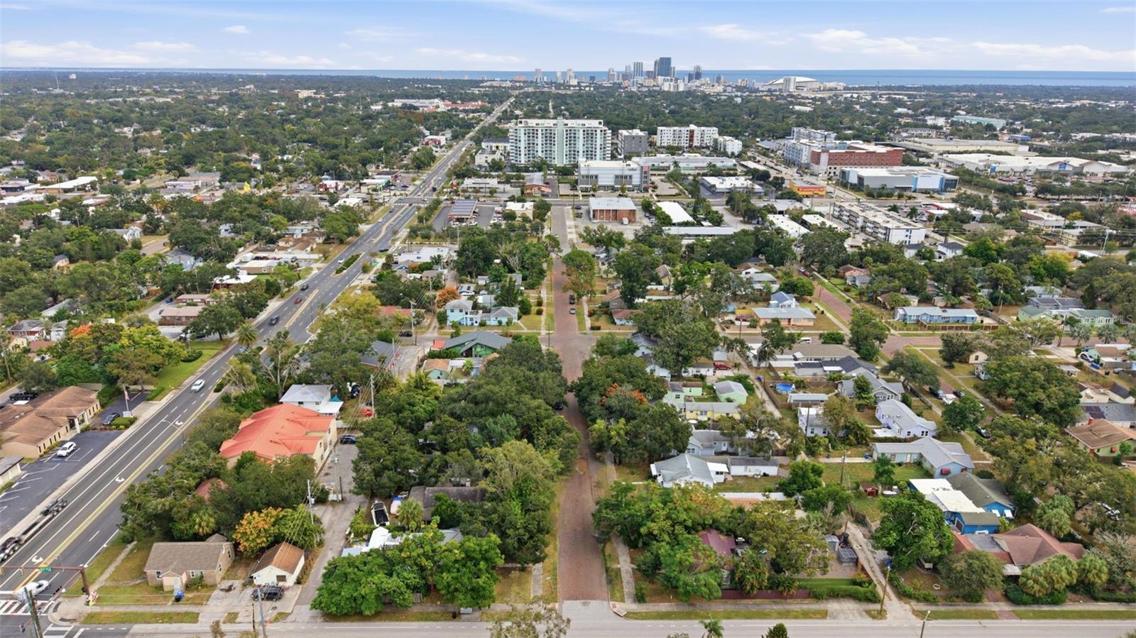 Image 19 of 29 For 3645 Dartmouth Avenue N