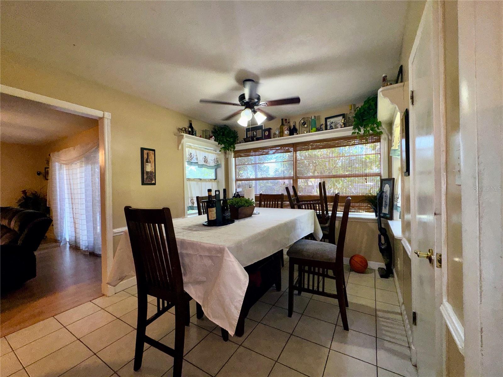 Image 18 of 46 For 2908 Forest Circle