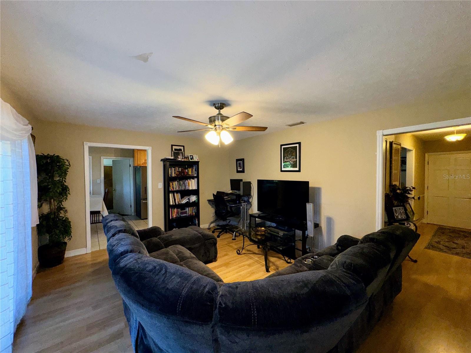 Image 21 of 46 For 2908 Forest Circle