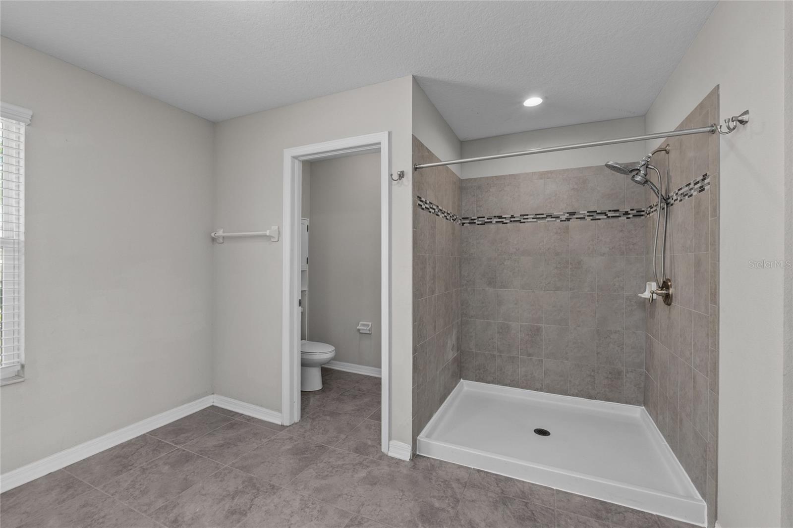 Image 35 of 40 For 18576 Obregan Drive