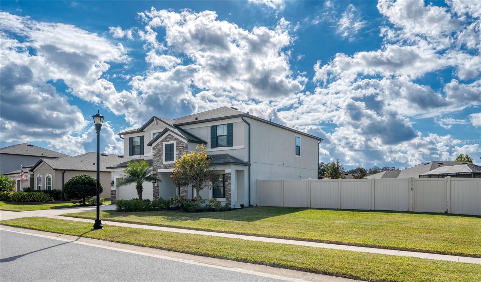 Image 9 of 40 For 18576 Obregan Drive