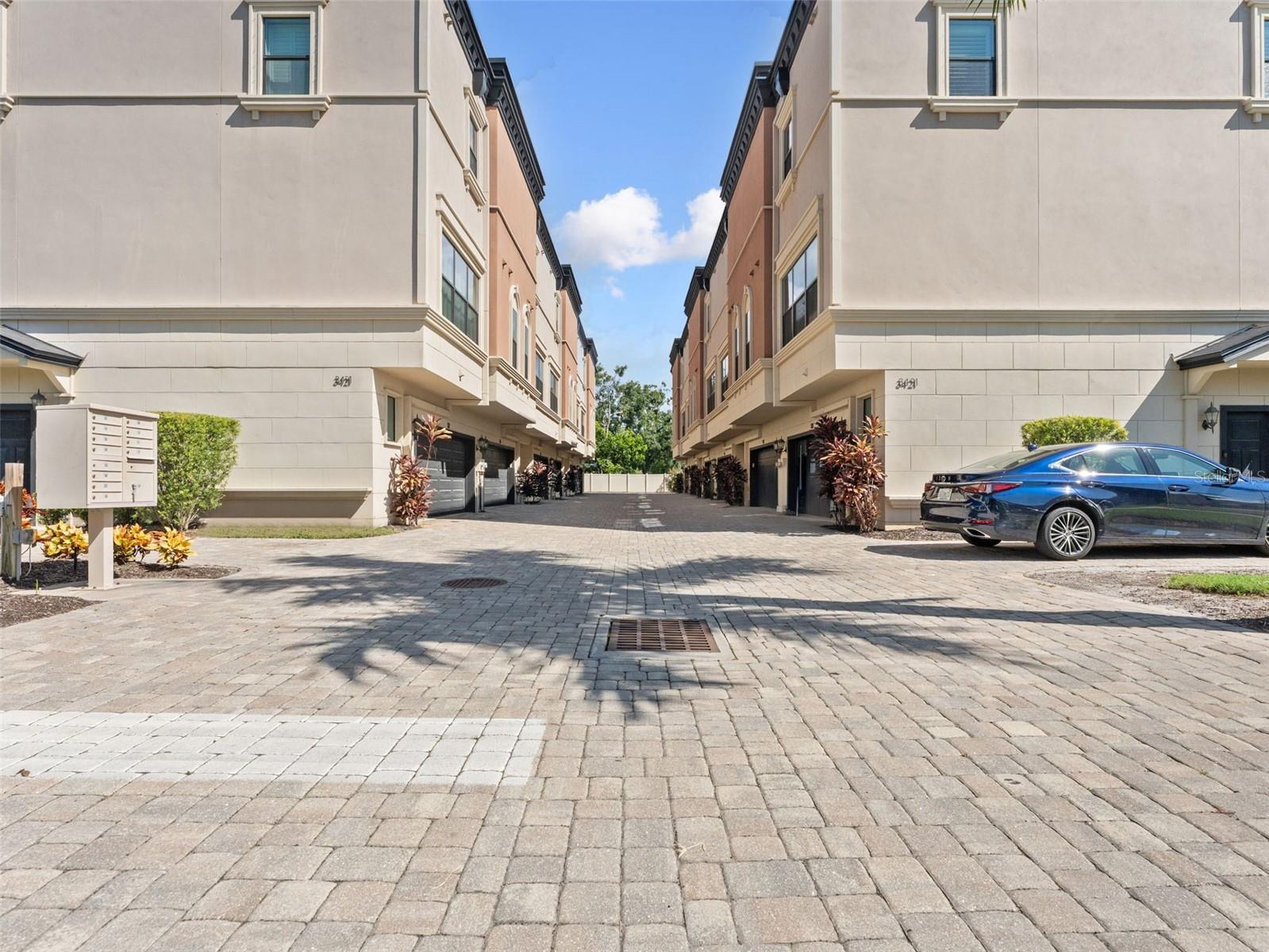 Image 19 of 20 For 3421 Horatio Street 109