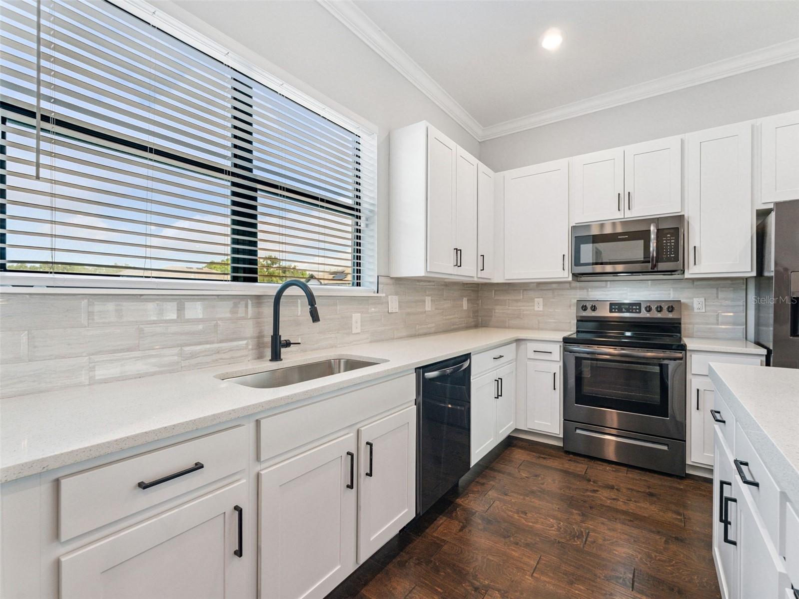 Image 8 of 20 For 3421 Horatio Street 109