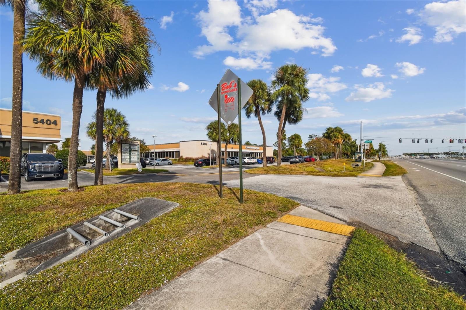 Image 39 of 43 For 5404 Hoover Boulevard 18