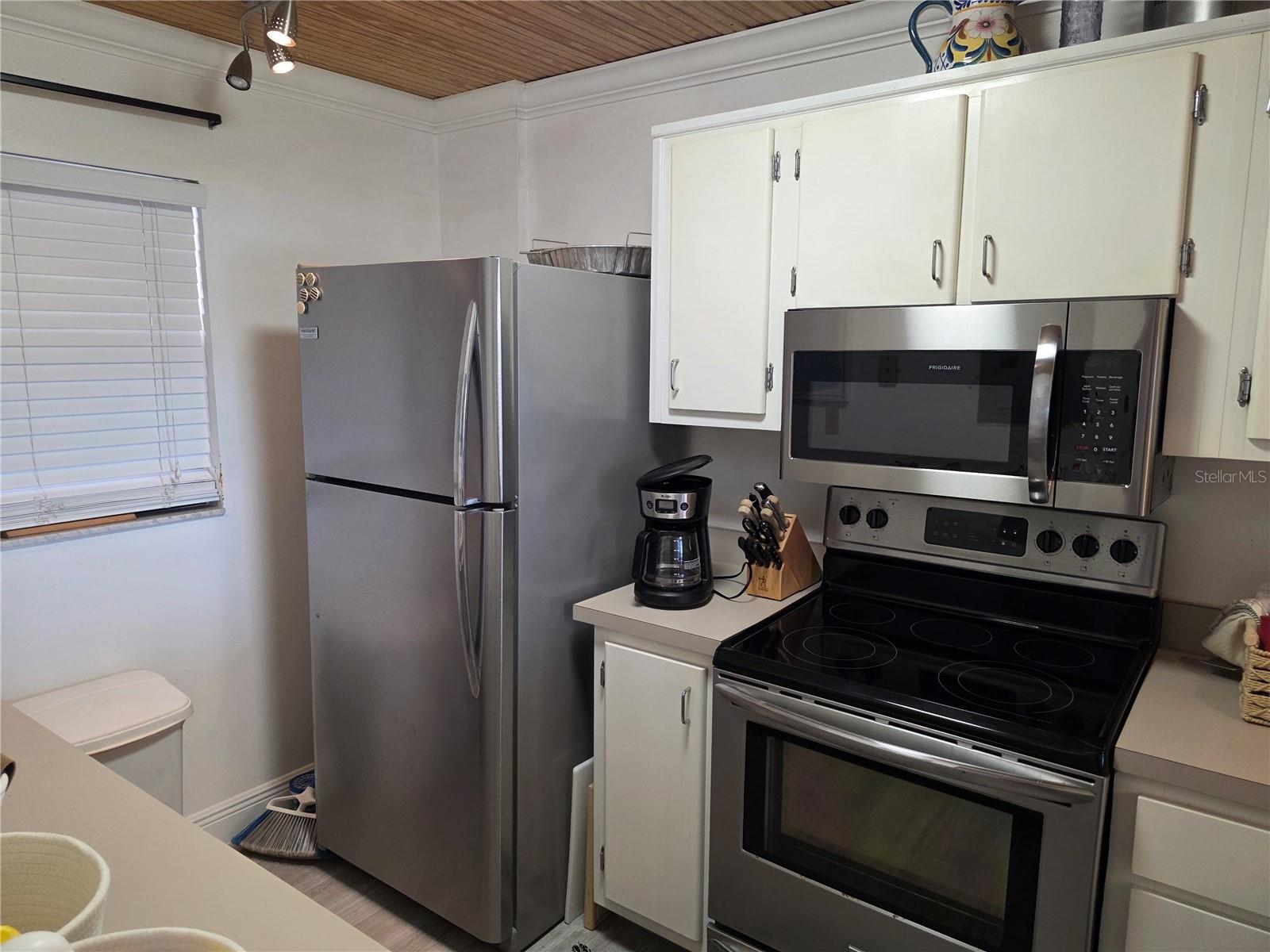 Image 26 of 34 For 17580 Gulf Boulevard 311