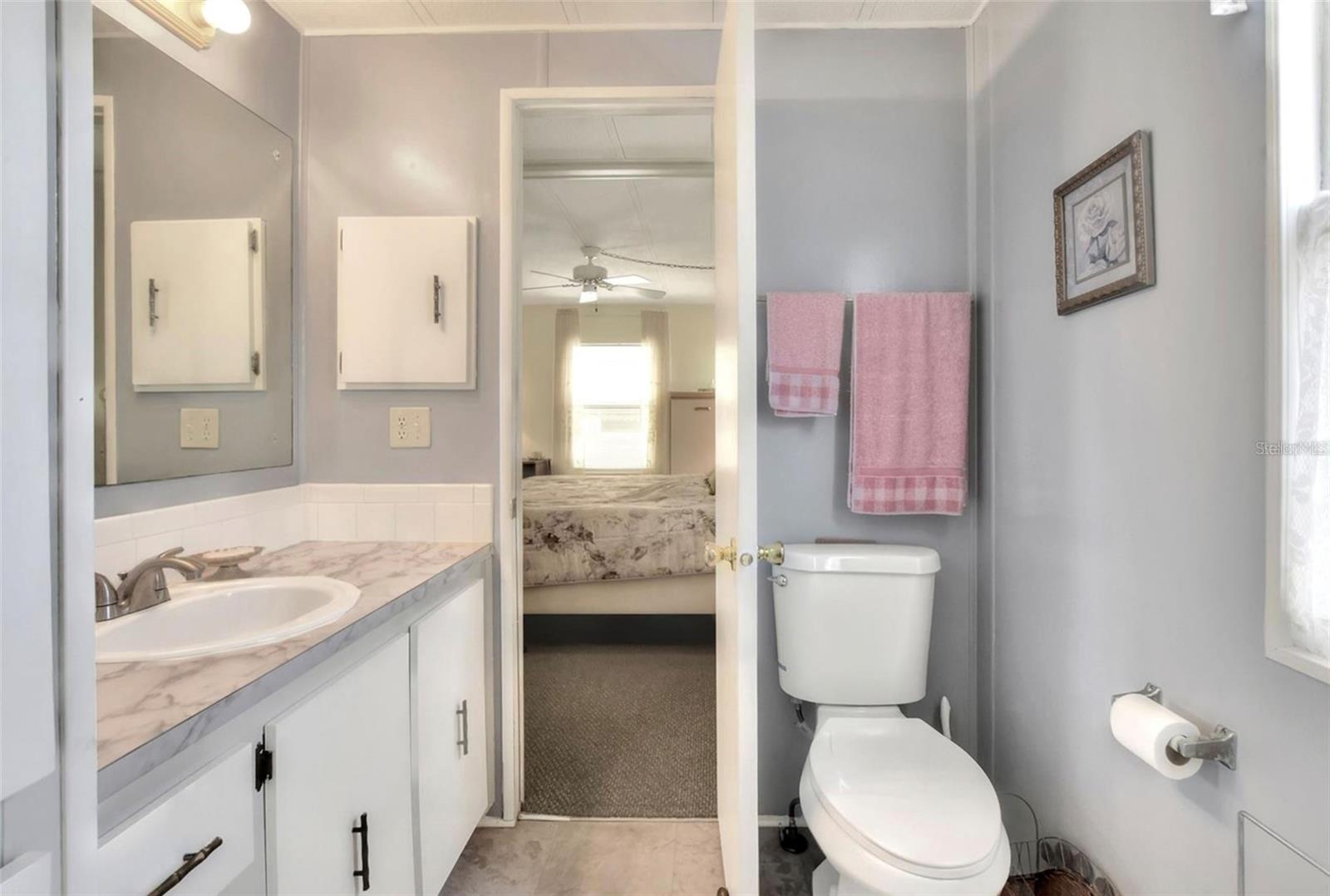 Image 21 of 26 For 6734 Kensington Drive Ne