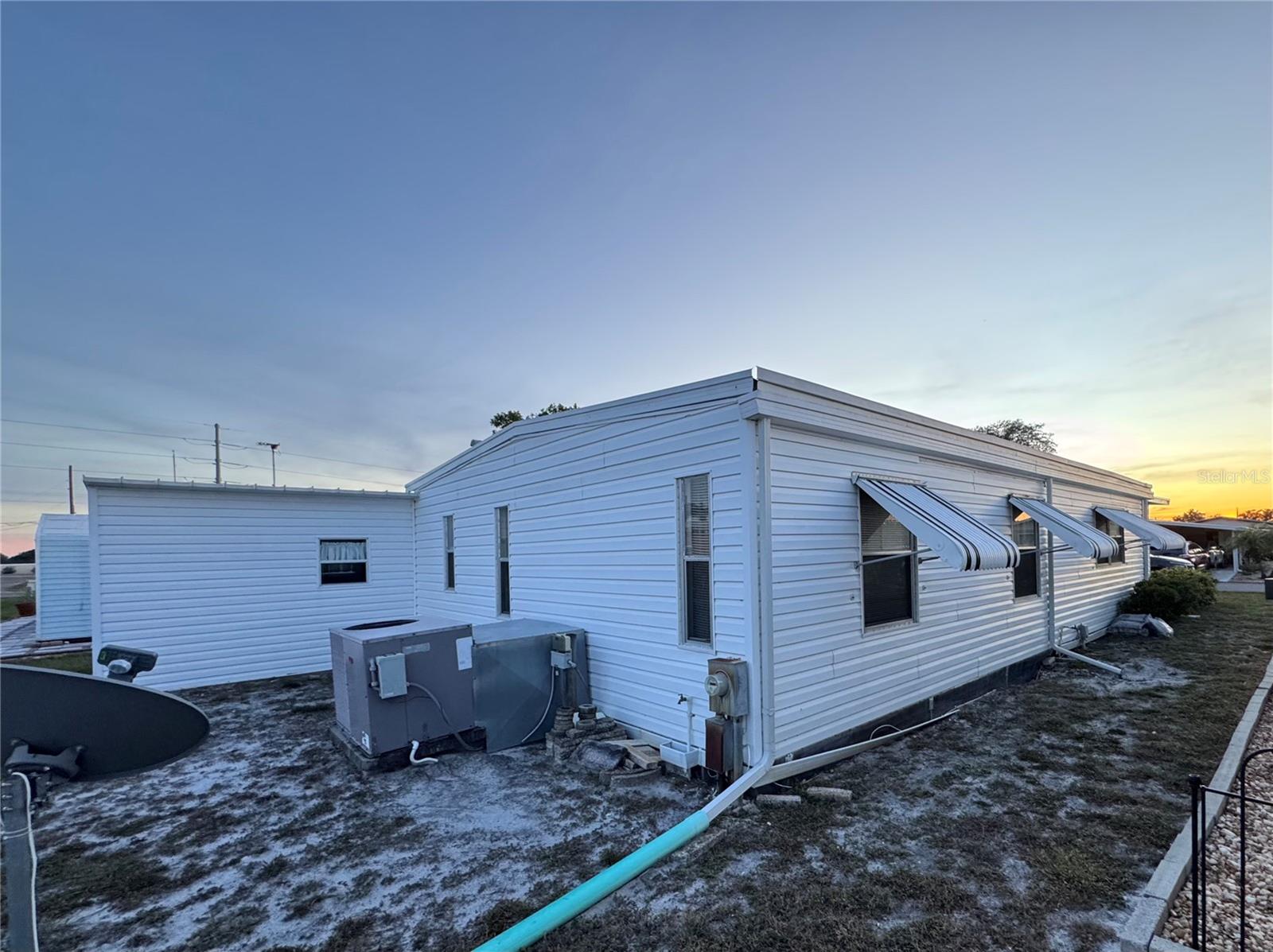 Image 23 of 26 For 6734 Kensington Drive Ne