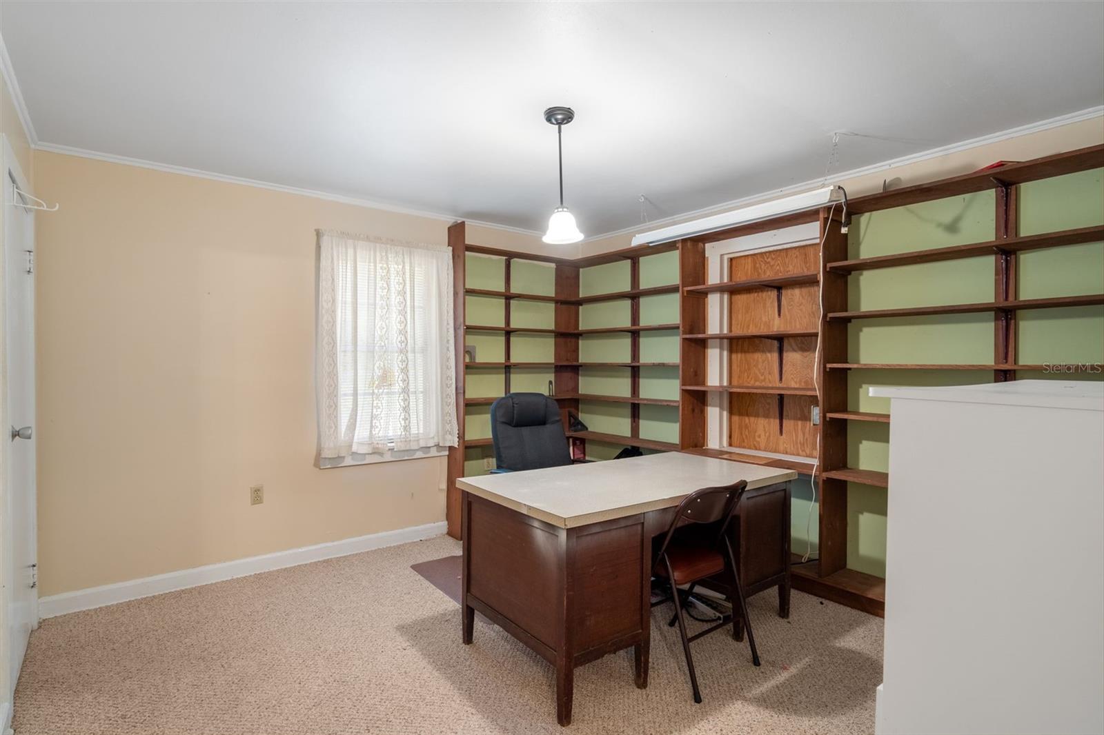 Image 39 of 40 For 524 East Avenue