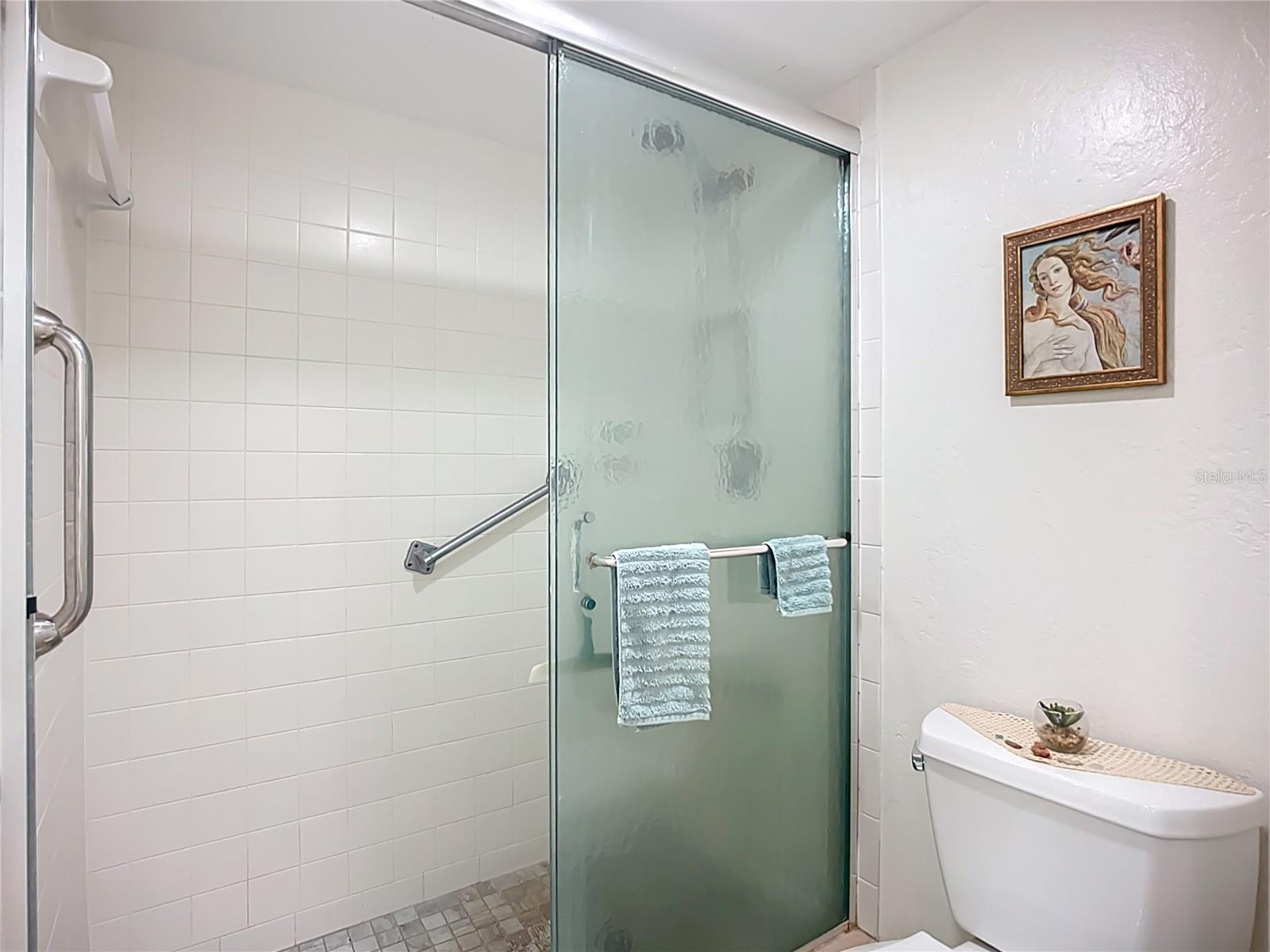 Image 14 of 21 For 1703 Pelican Cove Road 455