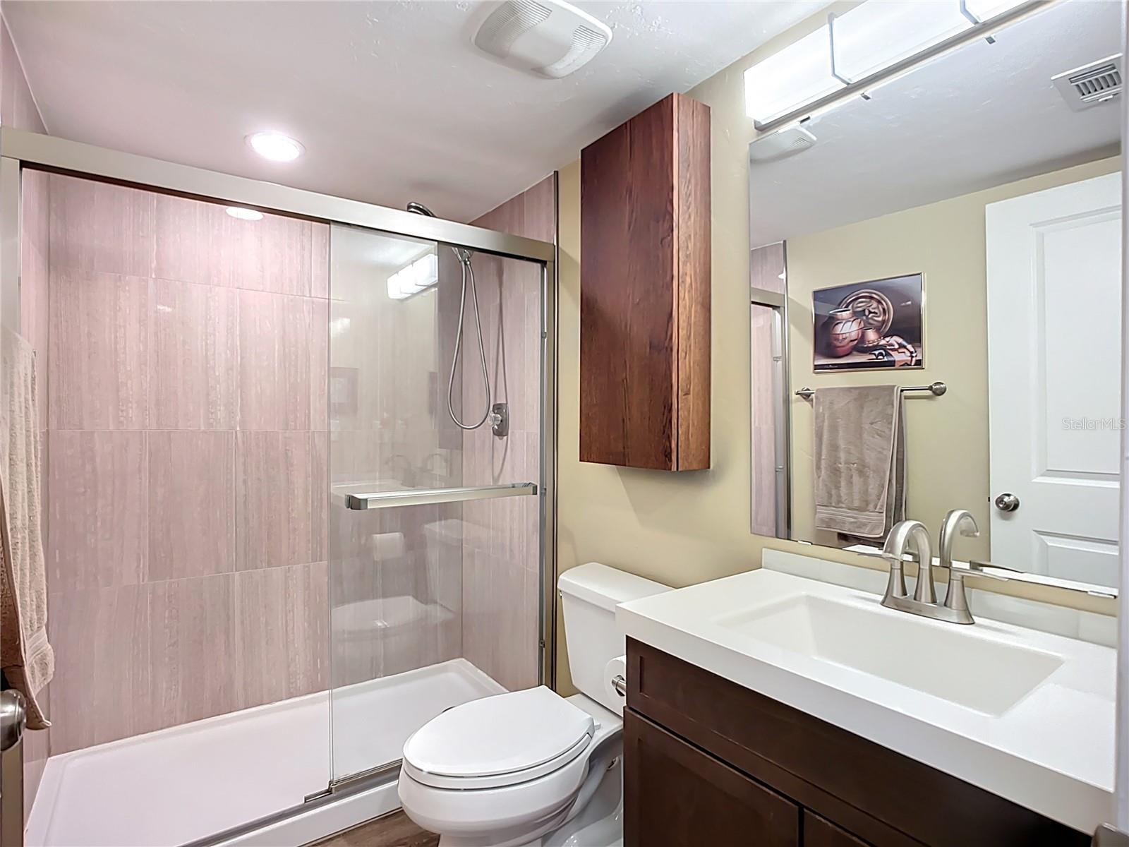 Image 17 of 21 For 1703 Pelican Cove Road 455