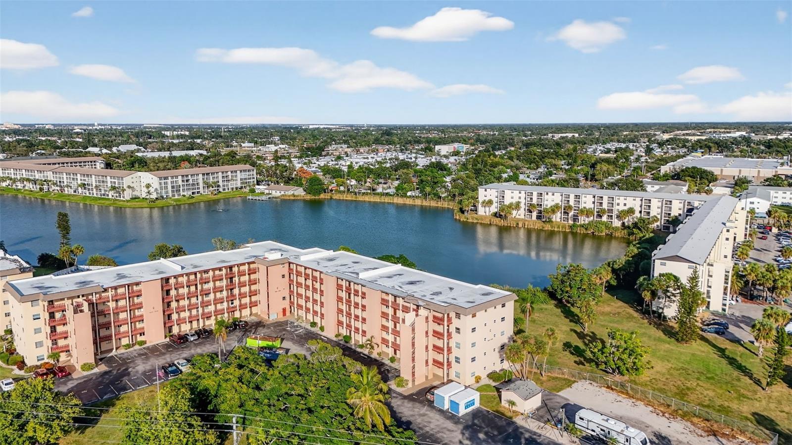 Image 11 of 40 For 4149 Lake Bayshore Drive C511