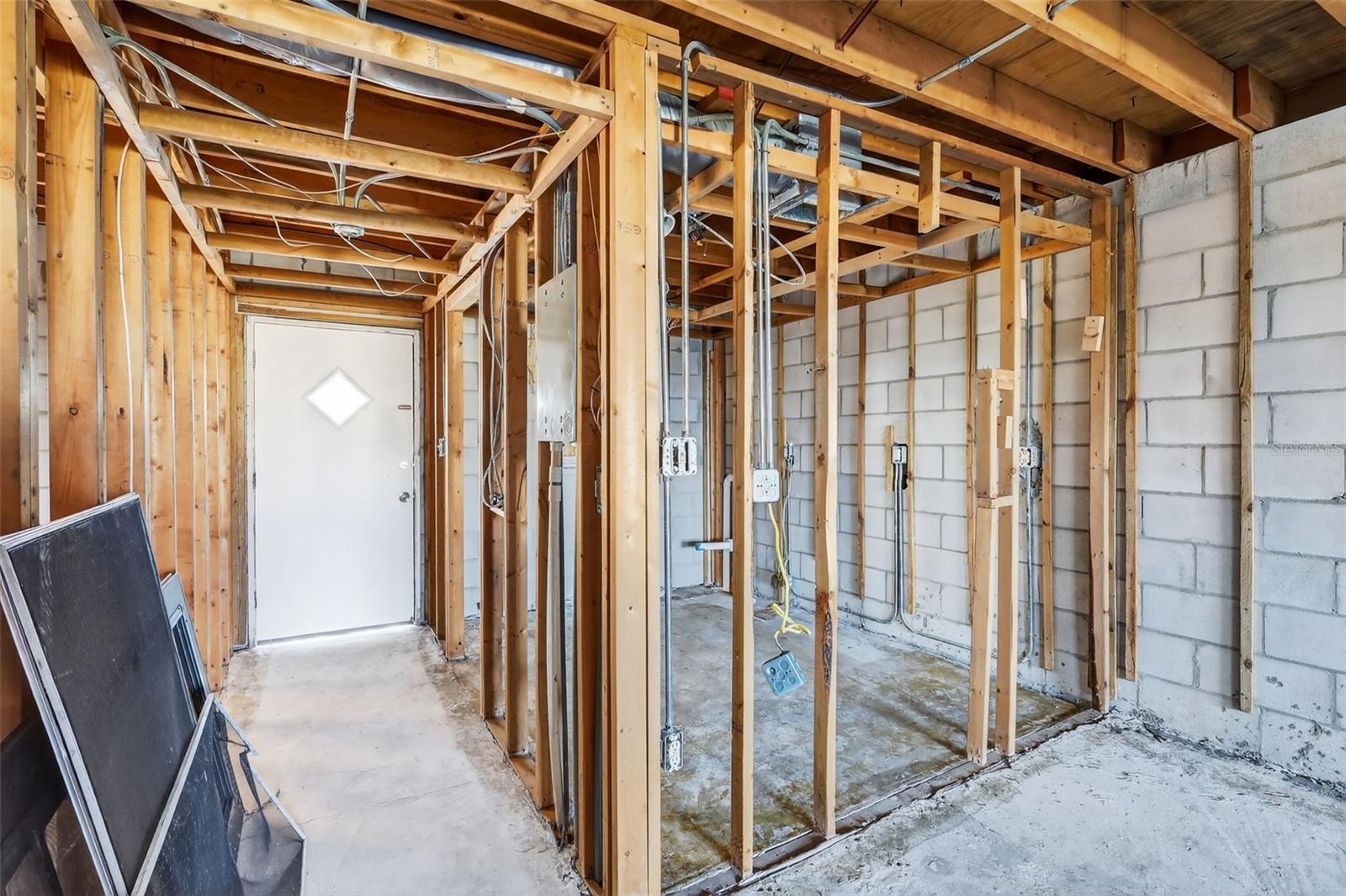 Image 20 of 40 For 4149 Lake Bayshore Drive C511