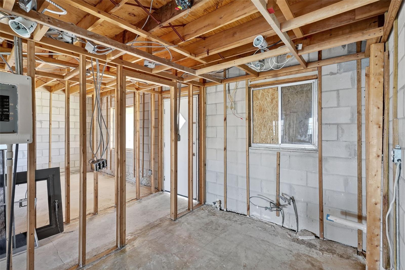 Image 22 of 40 For 4149 Lake Bayshore Drive C511