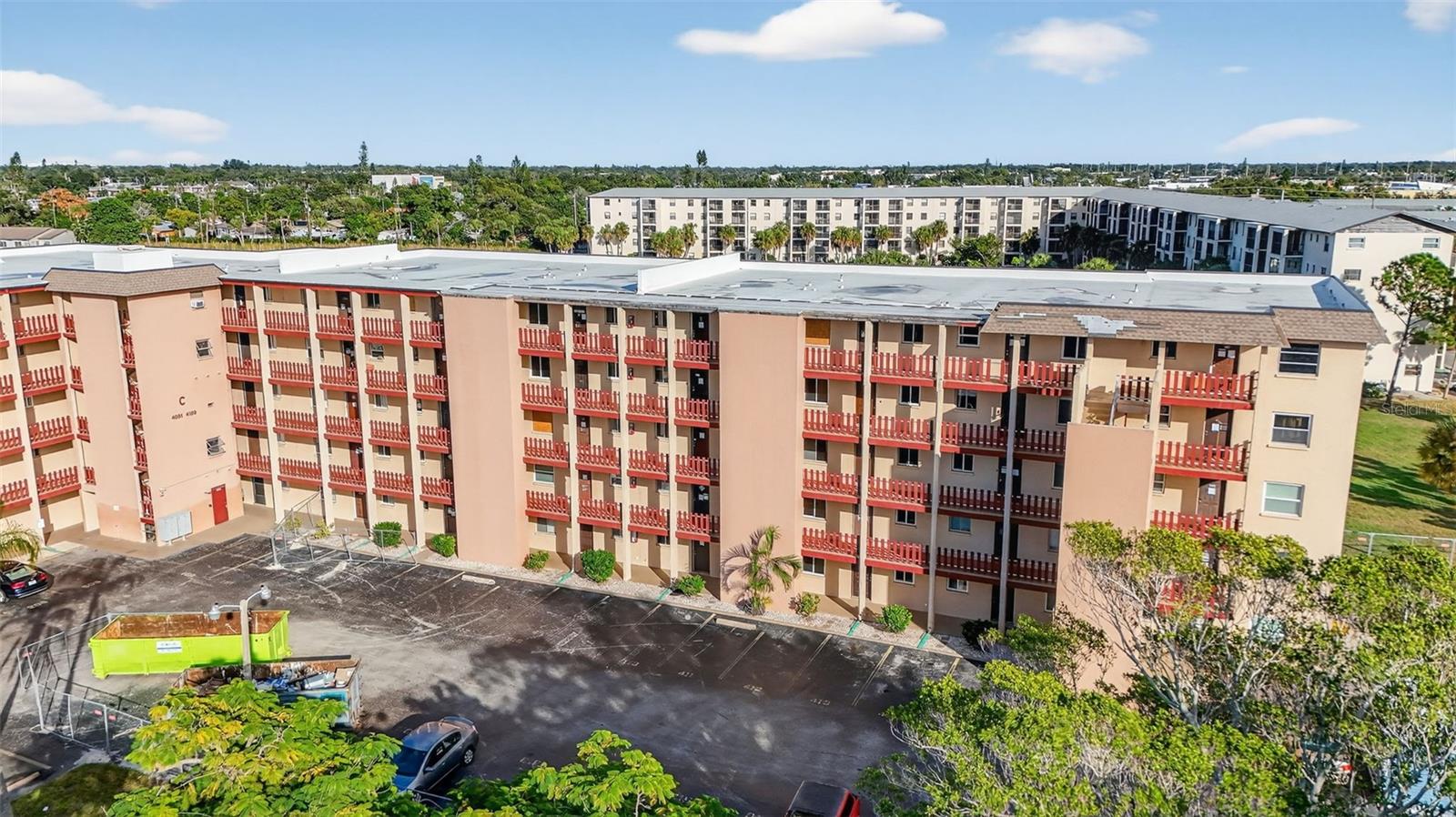 Image 3 of 40 For 4149 Lake Bayshore Drive C511