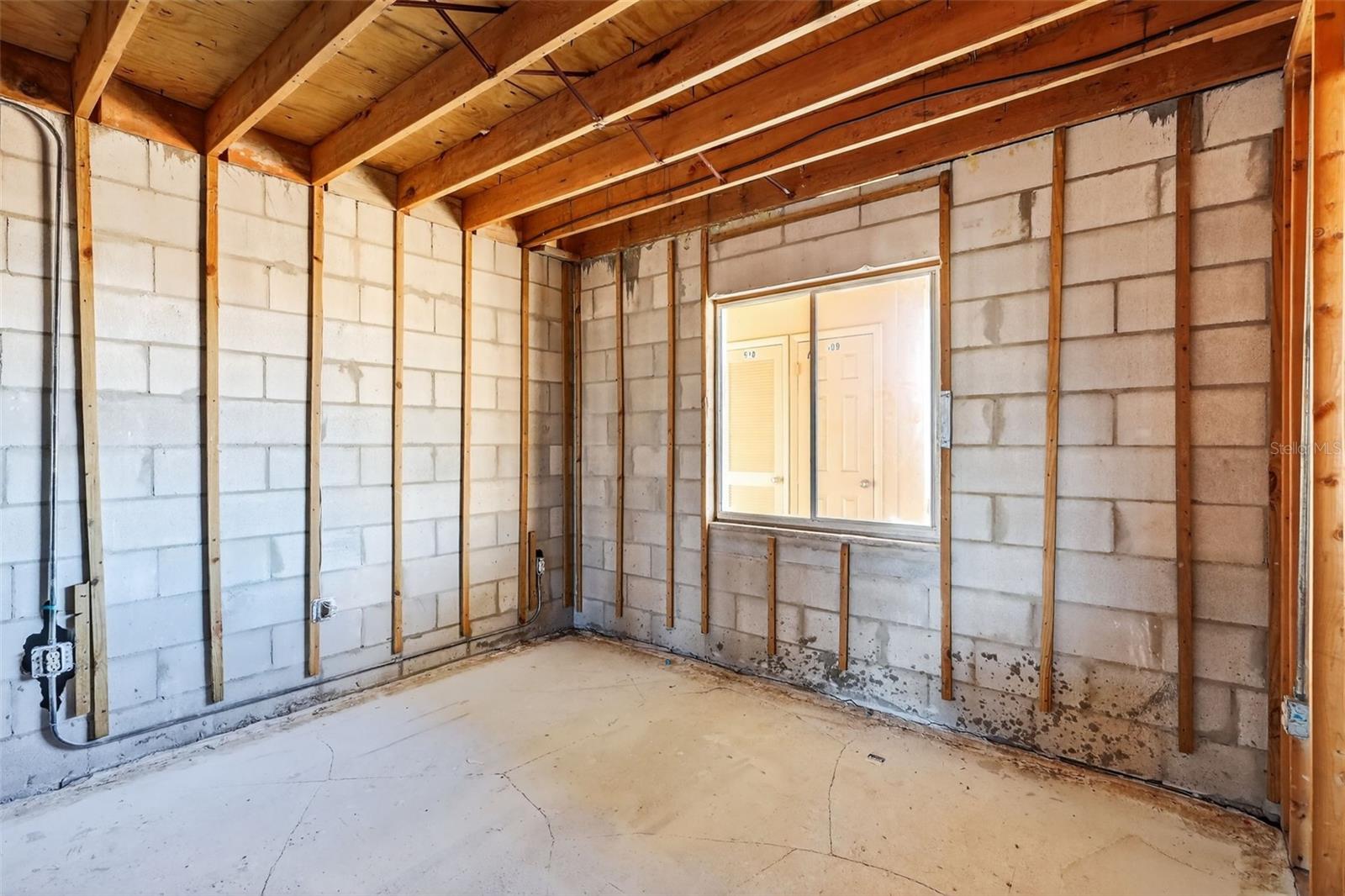 Image 35 of 40 For 4149 Lake Bayshore Drive C511