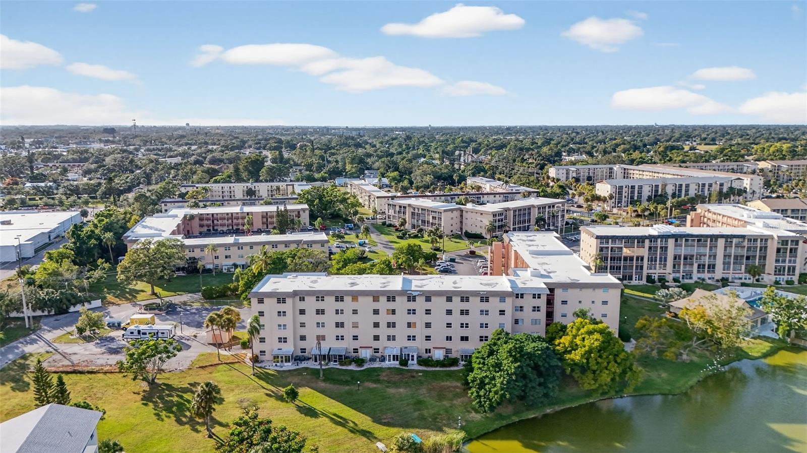 Image 8 of 40 For 4149 Lake Bayshore Drive C511