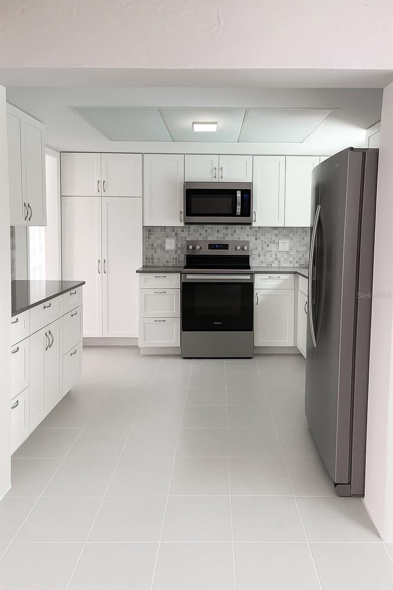 Image 12 of 14 For 4201 14th Way Ne