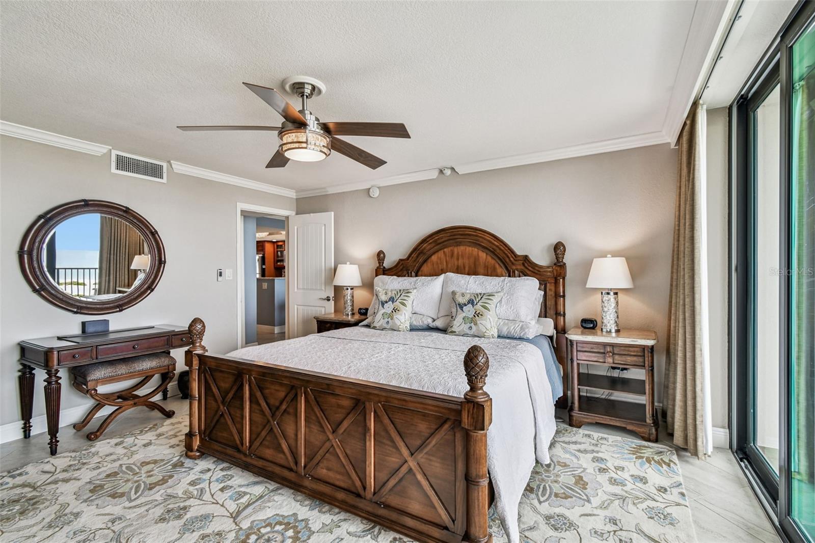 Image 14 of 48 For 1250 Gulf Boulevard 603