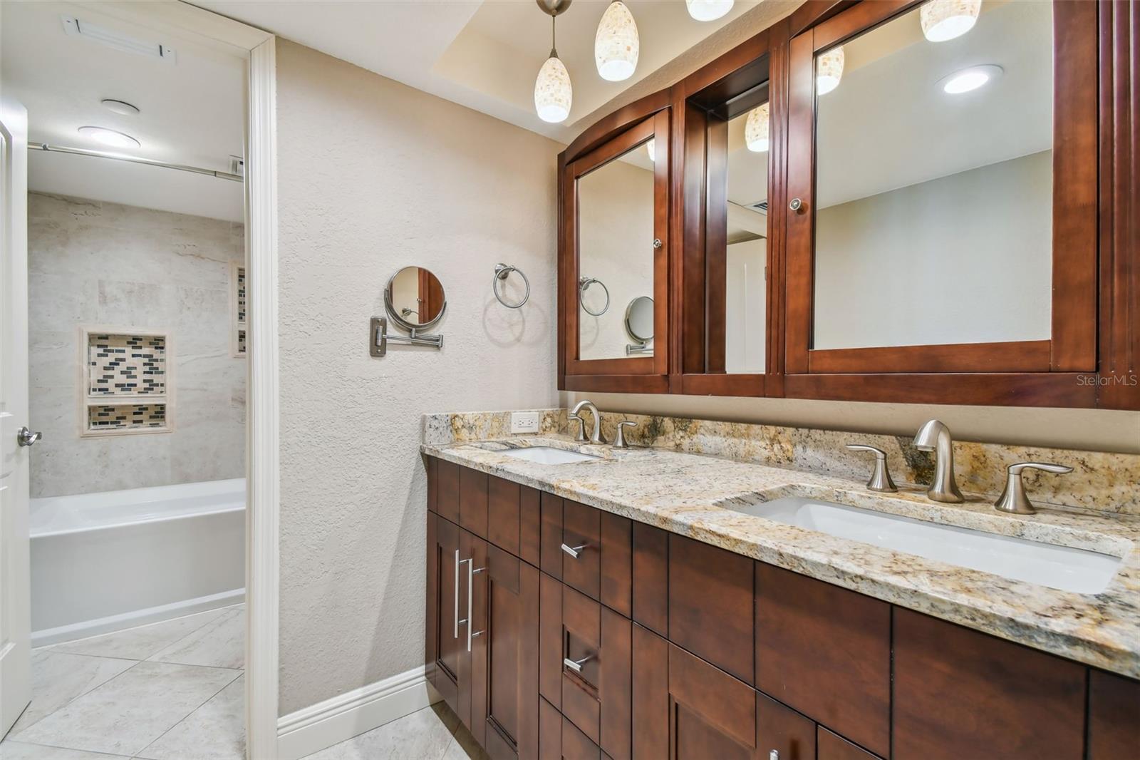 Image 16 of 48 For 1250 Gulf Boulevard 603