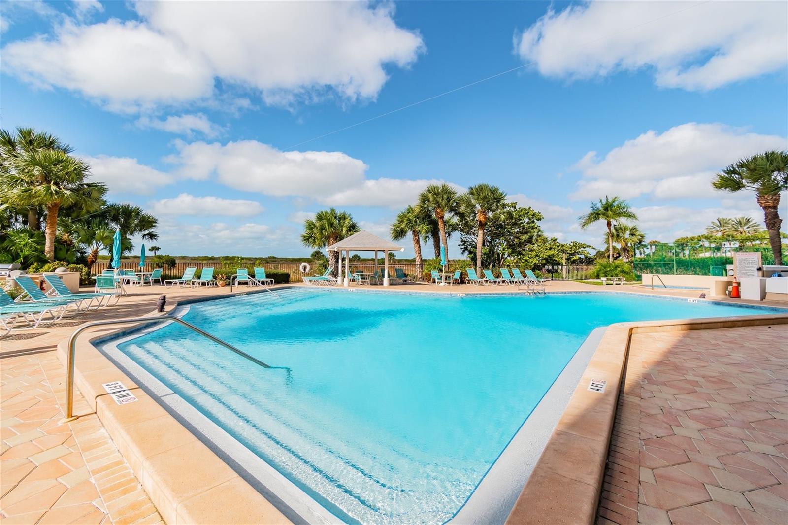 Image 24 of 48 For 1250 Gulf Boulevard 603