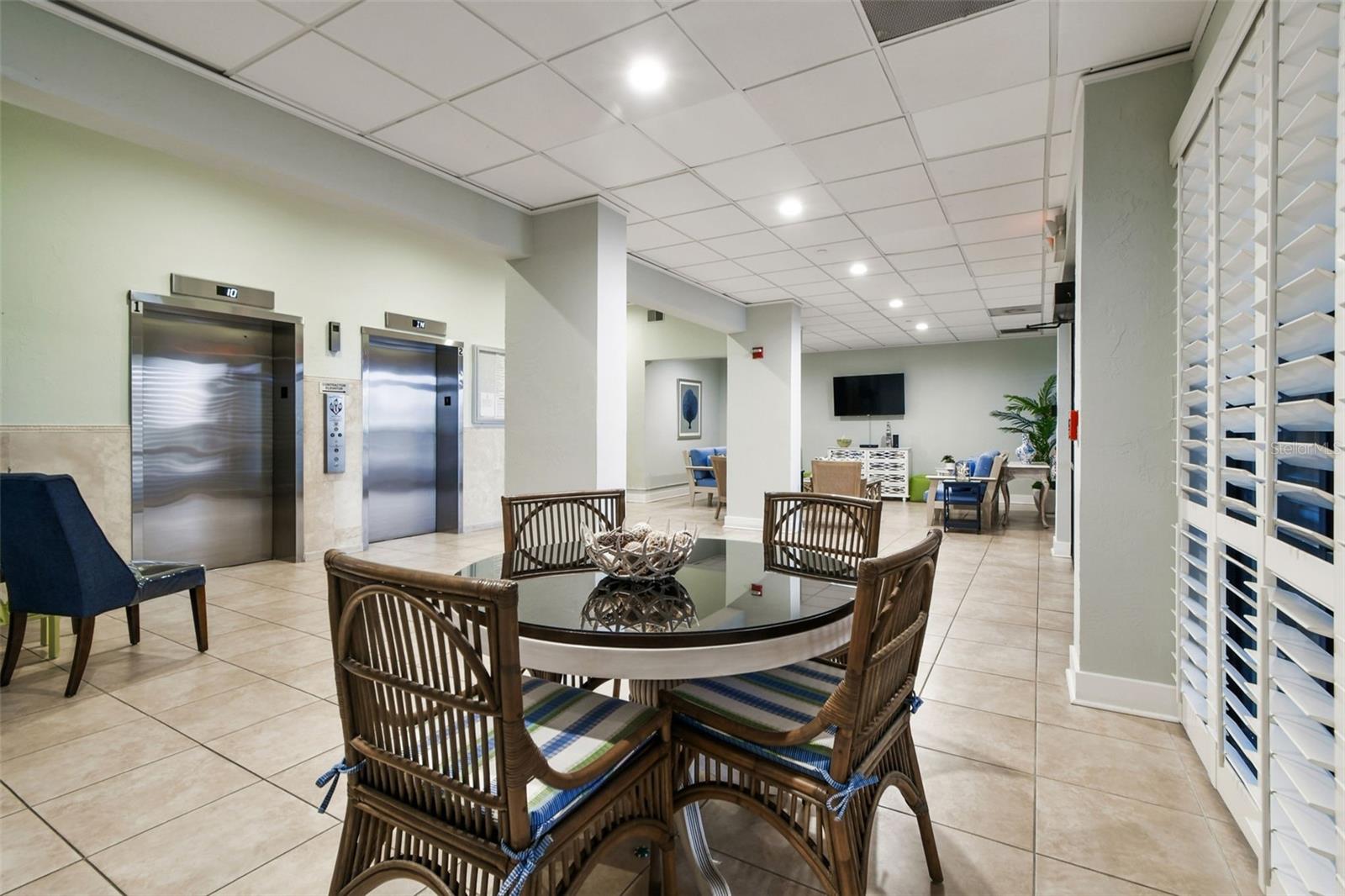 Image 37 of 48 For 1250 Gulf Boulevard 603