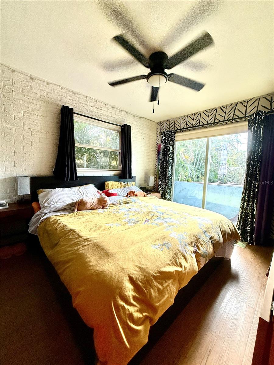 Image 10 of 27 For 1664 Bayshore Boulevard