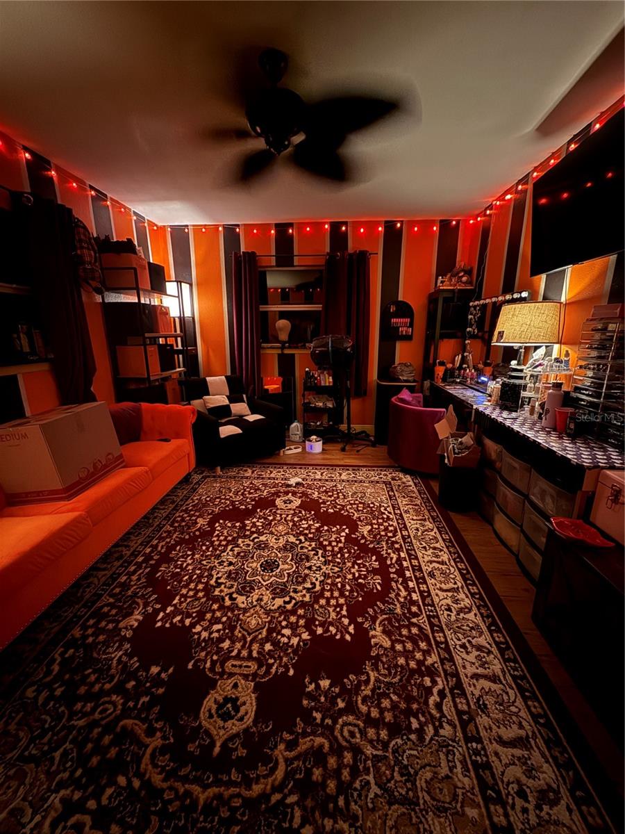 Image 11 of 27 For 1664 Bayshore Boulevard