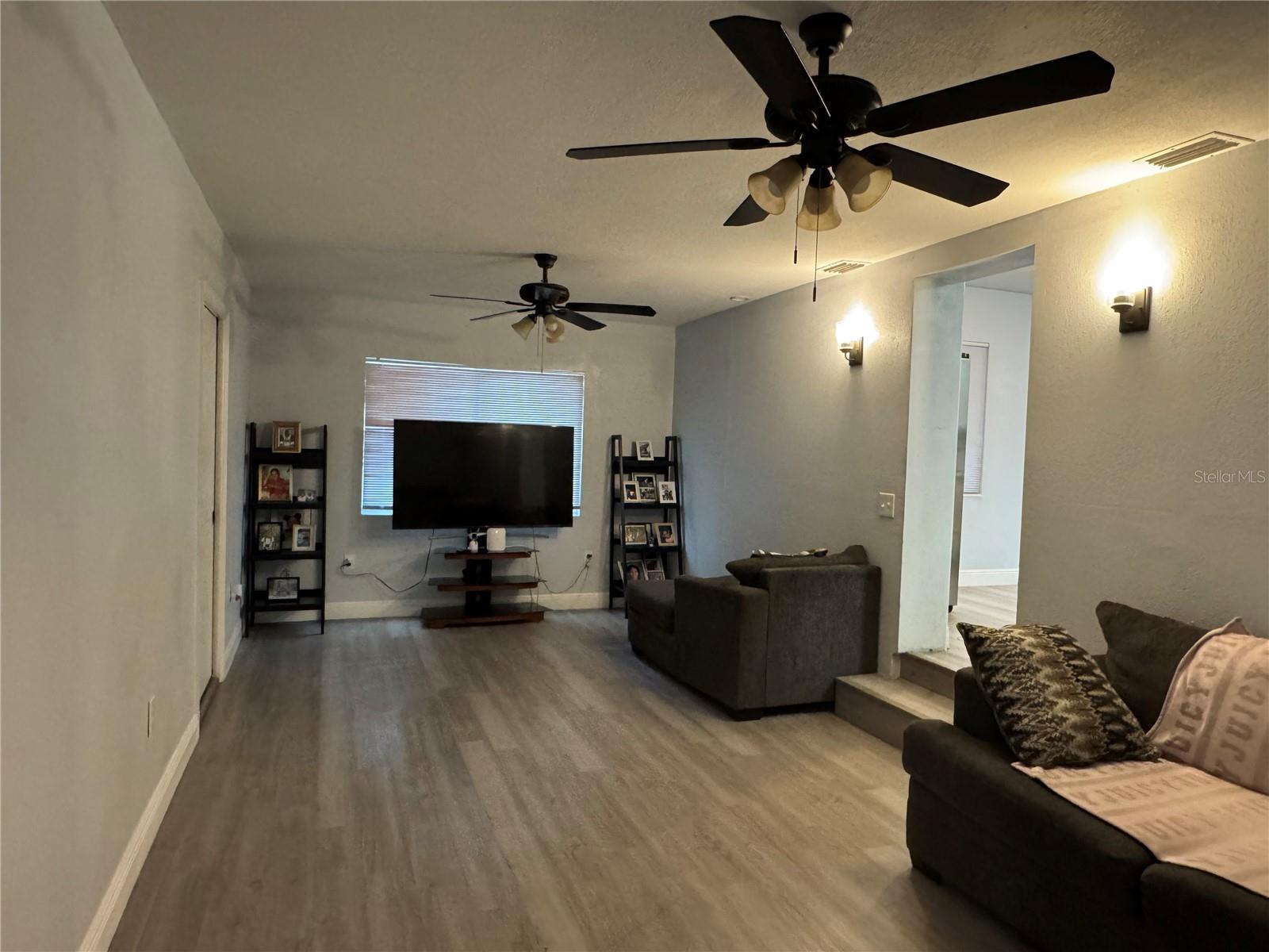 Image 12 of 36 For 1308 Tuscola Street