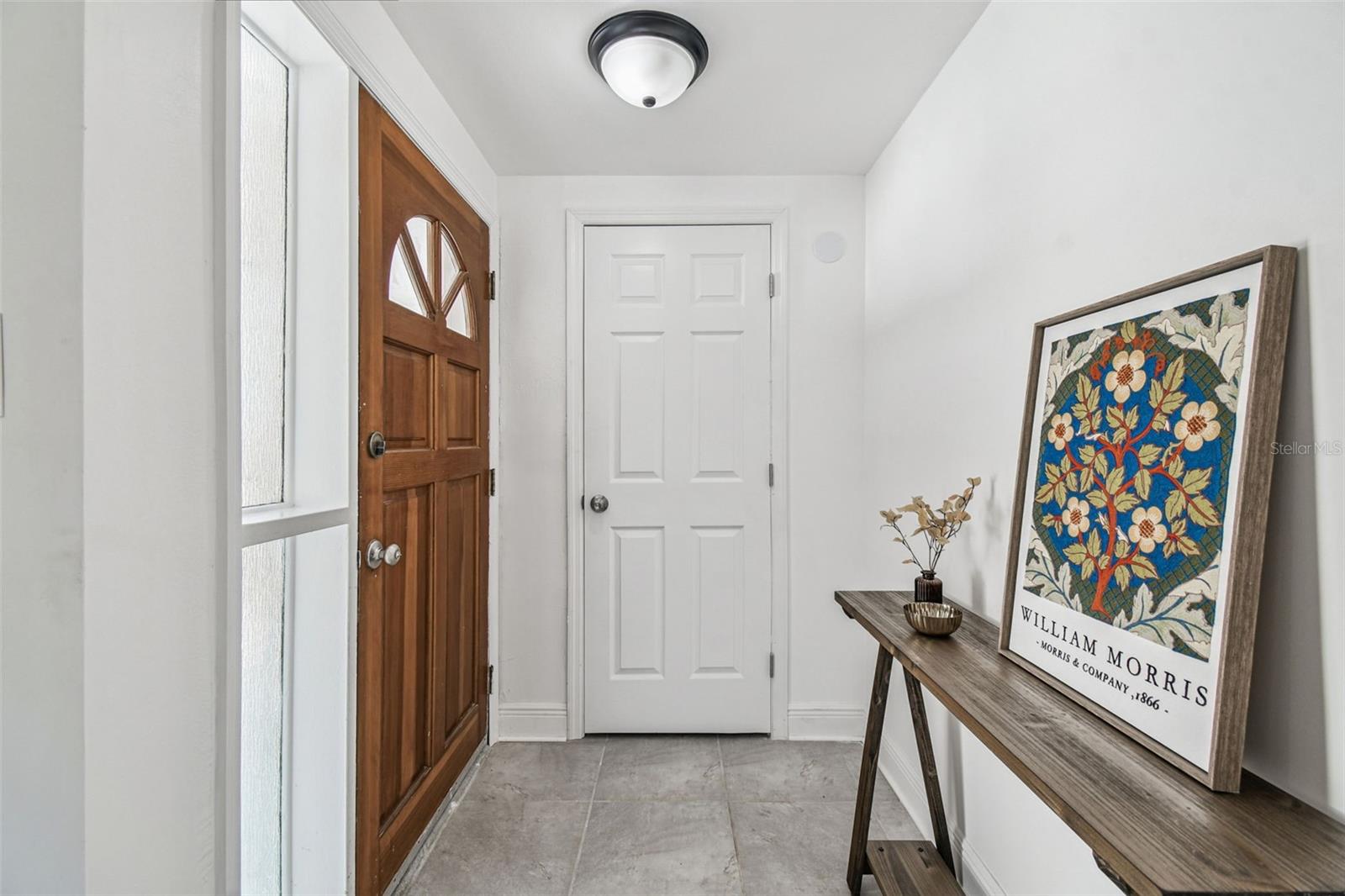 Listing photo id 10 for 13711 Allyn Drive