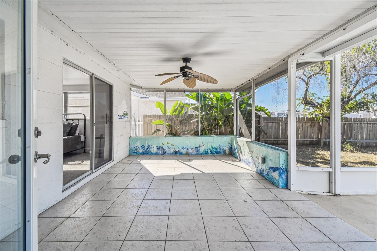 Listing photo id 49 for 13711 Allyn Drive