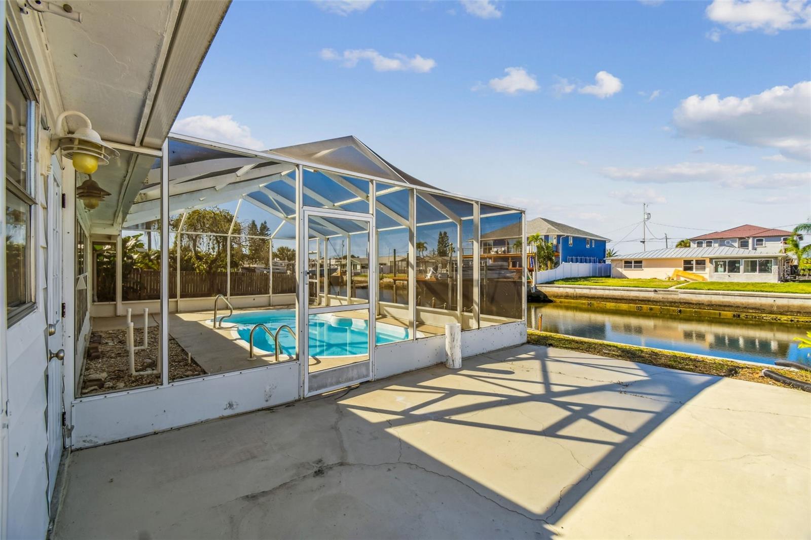 Listing photo id 56 for 13711 Allyn Drive