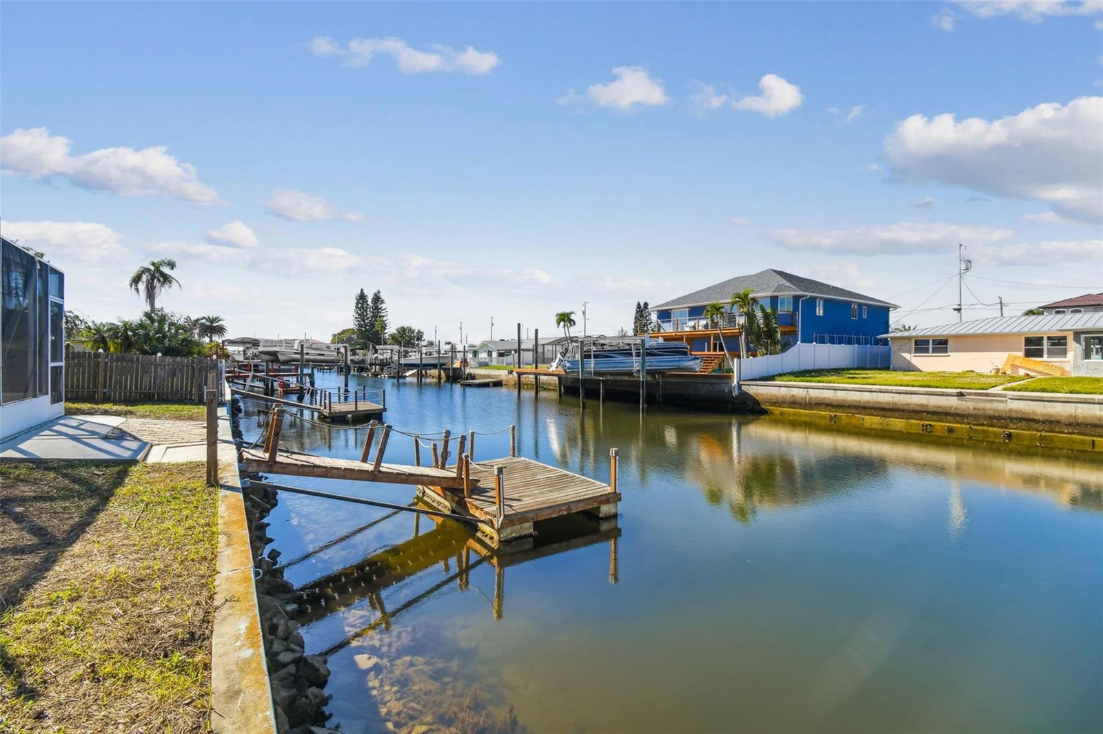 Listing photo id 58 for 13711 Allyn Drive