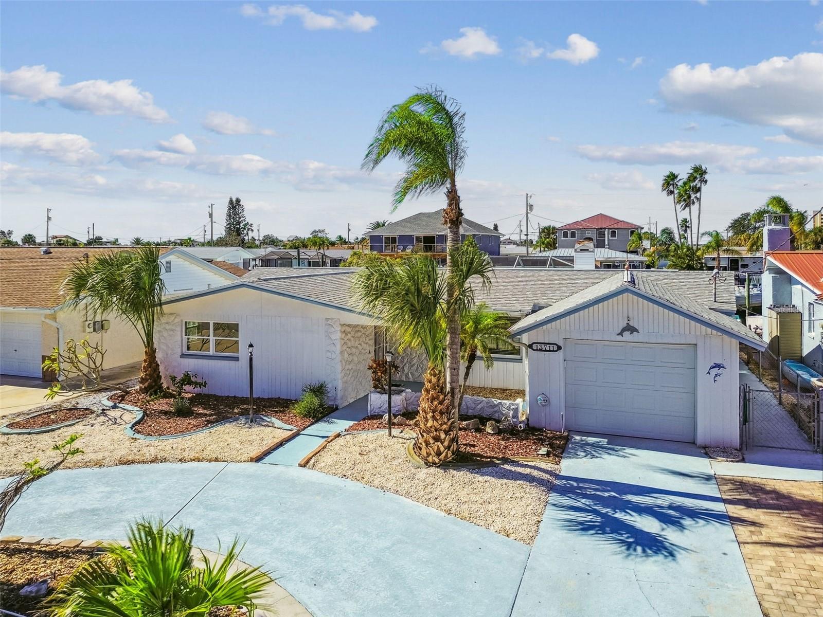 Listing photo id 62 for 13711 Allyn Drive