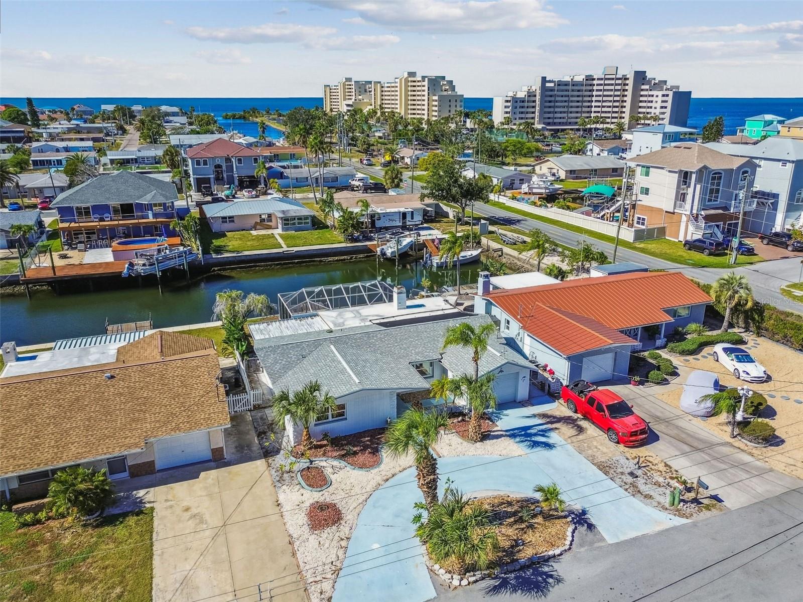 Listing photo id 64 for 13711 Allyn Drive