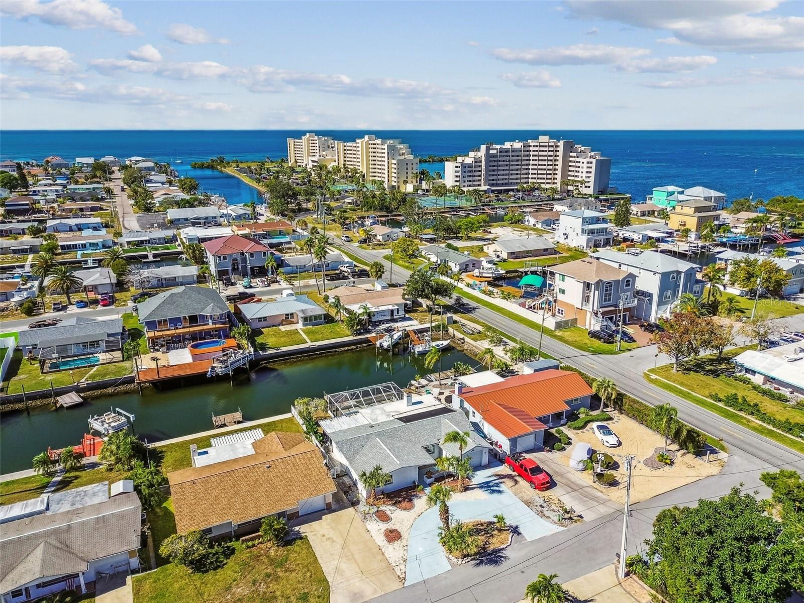 Listing photo id 65 for 13711 Allyn Drive