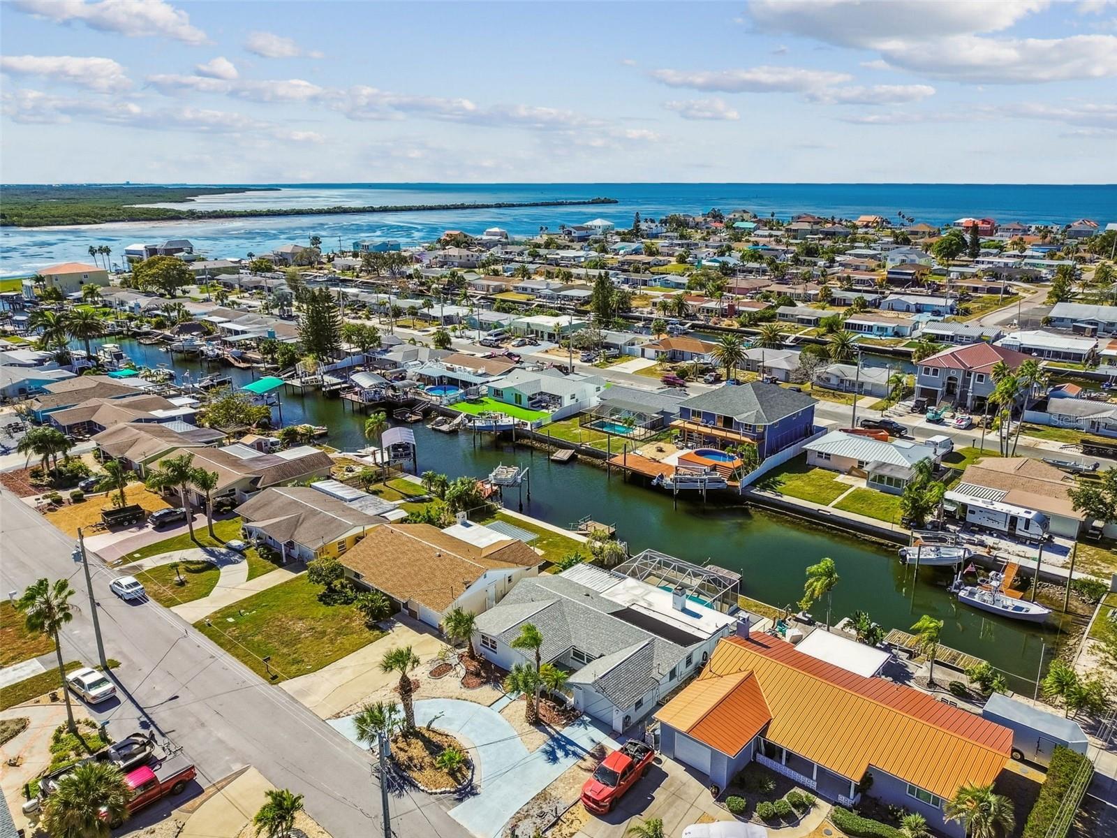 Listing photo id 67 for 13711 Allyn Drive