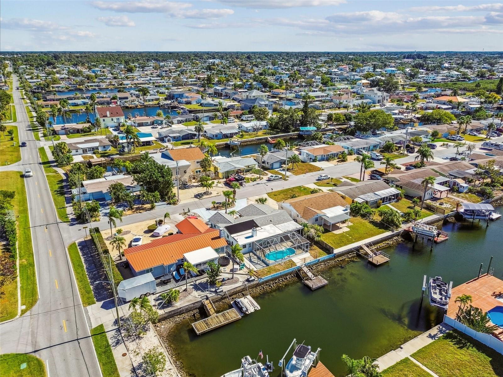 Listing photo id 69 for 13711 Allyn Drive