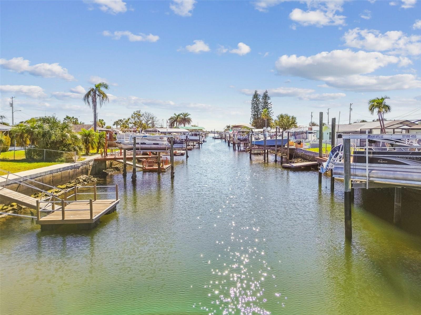 Listing photo id 75 for 13711 Allyn Drive