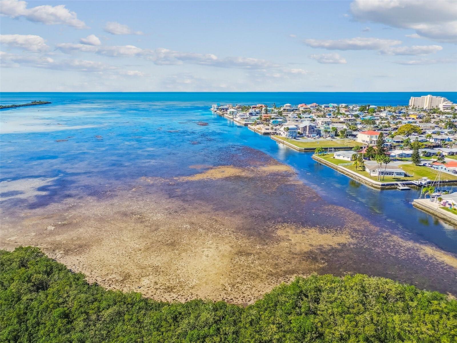 Listing photo id 76 for 13711 Allyn Drive