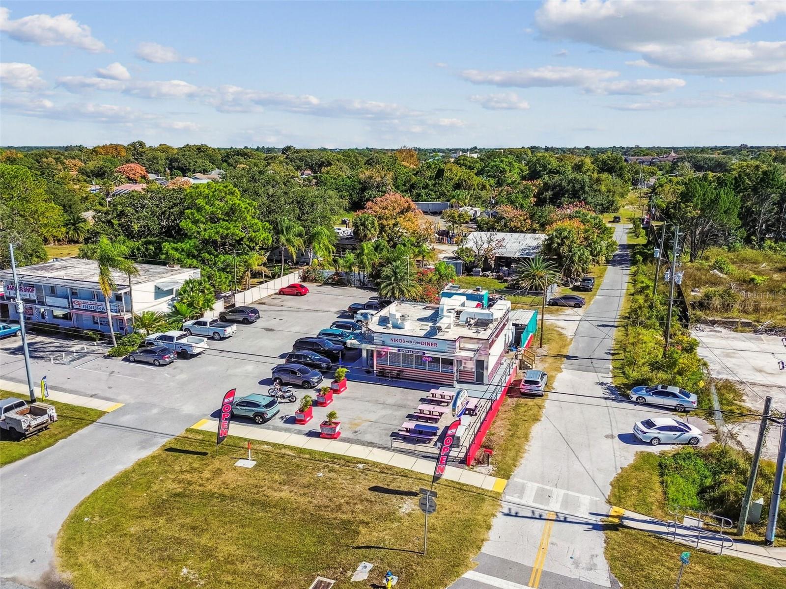 Listing photo id 80 for 13711 Allyn Drive