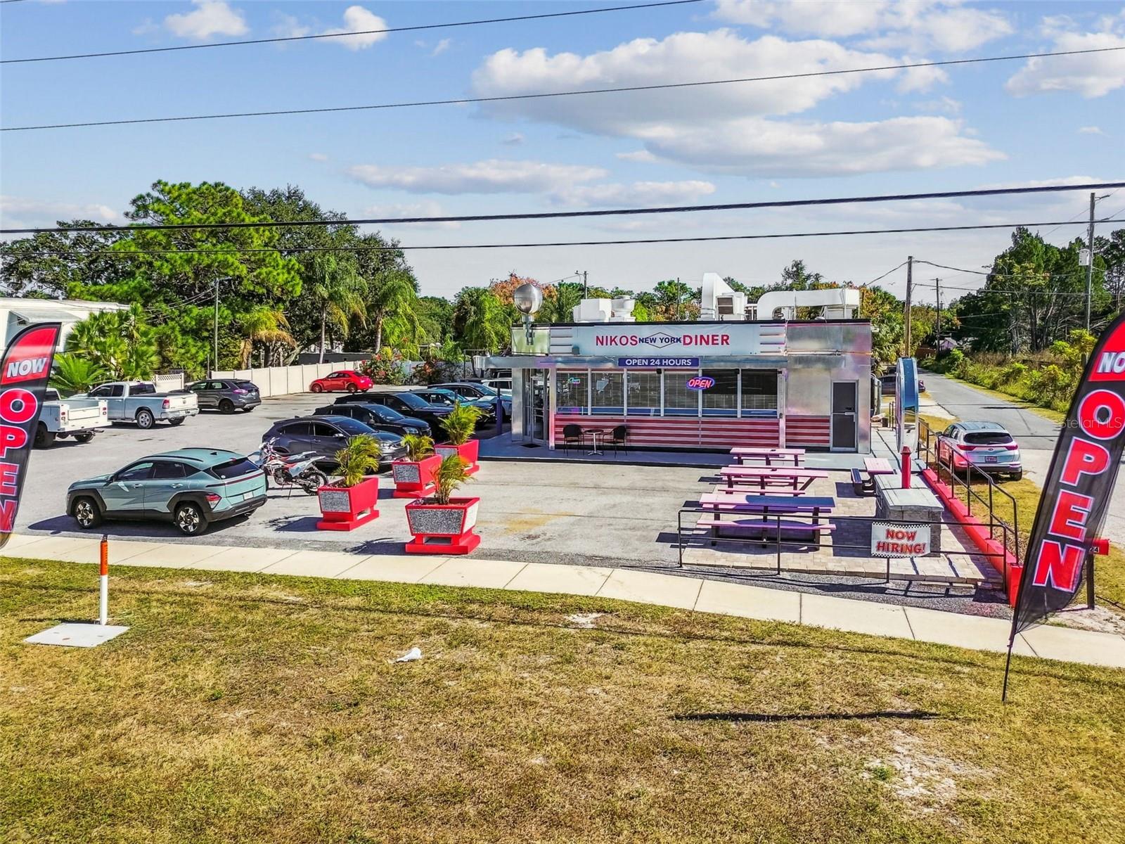 Listing photo id 81 for 13711 Allyn Drive