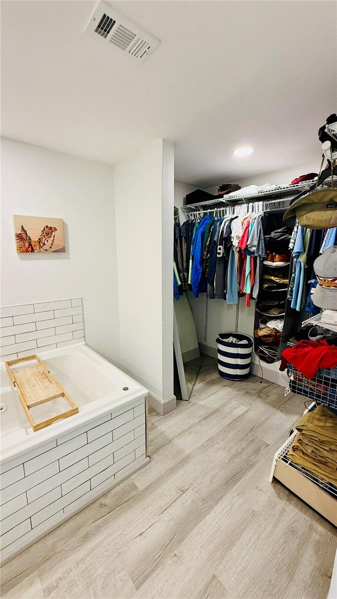 Image 14 of 36 For 4926 Blue Heron Drive