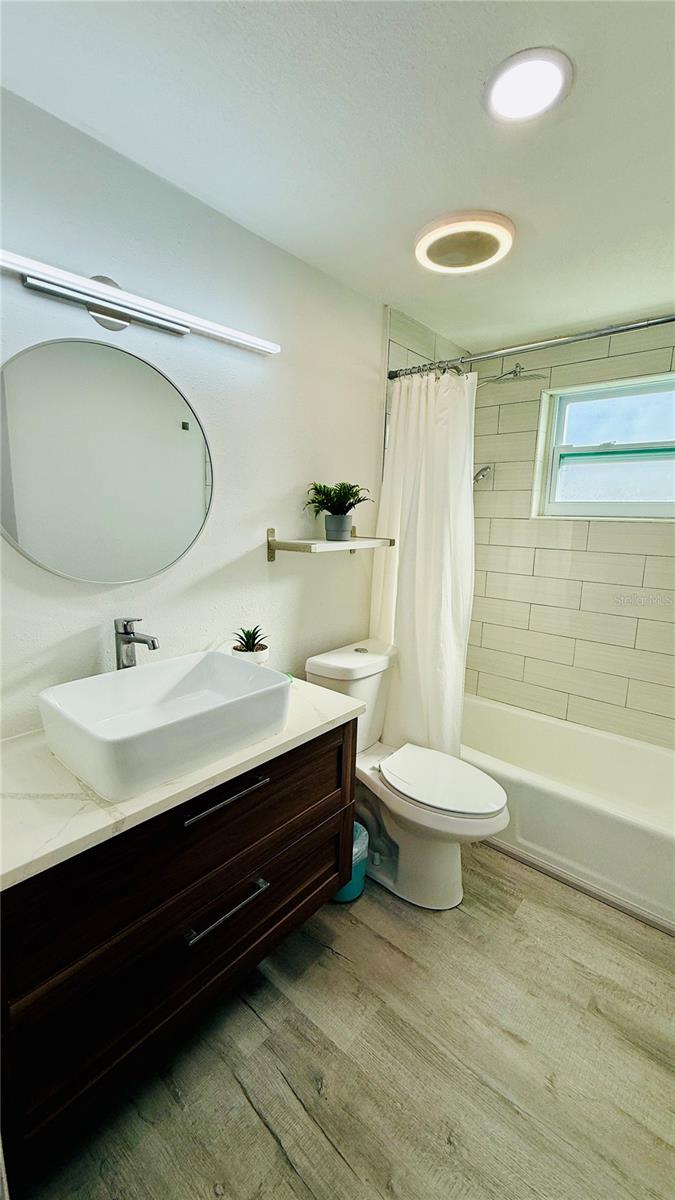 Image 21 of 36 For 4926 Blue Heron Drive