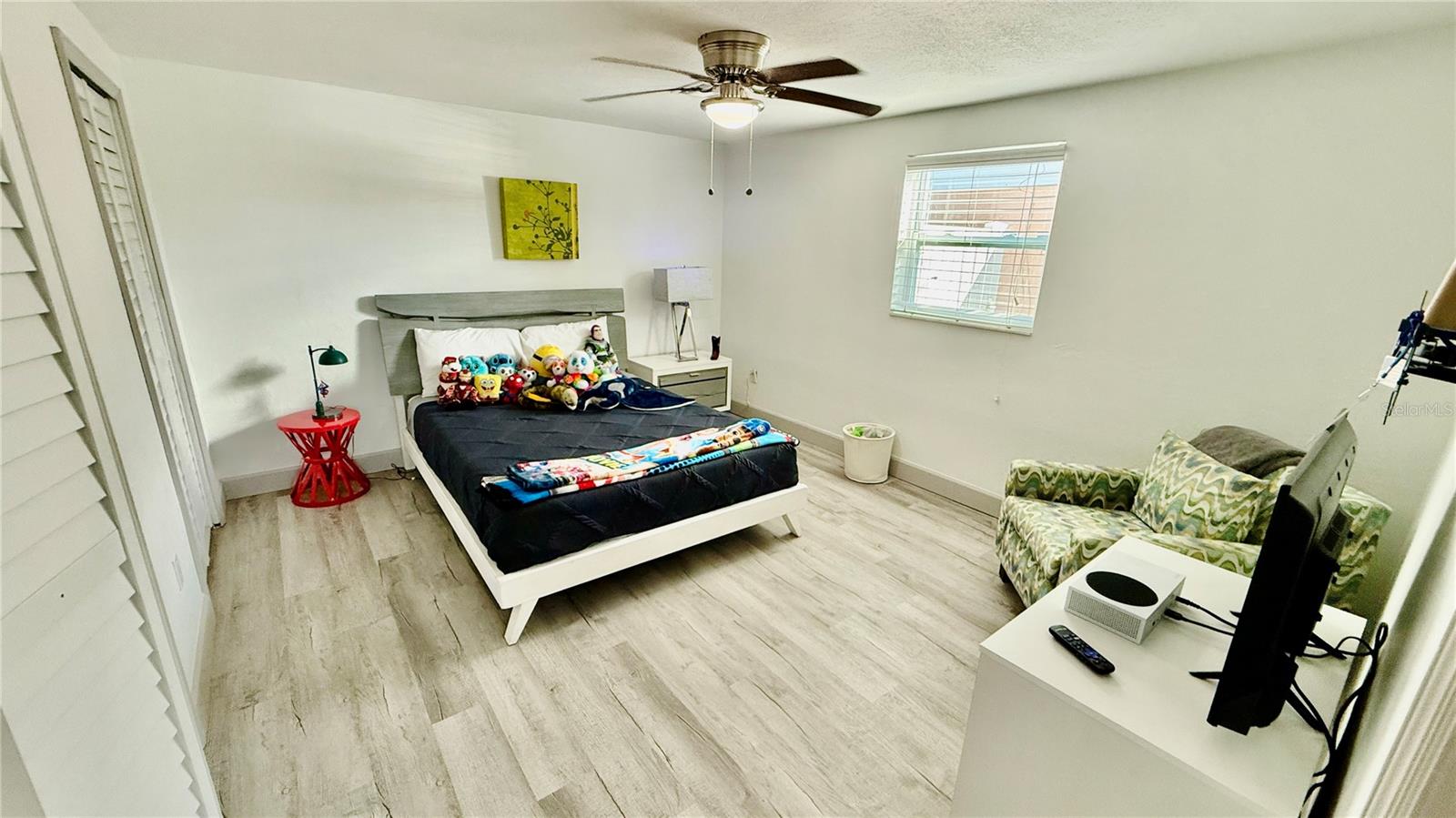 Image 22 of 36 For 4926 Blue Heron Drive